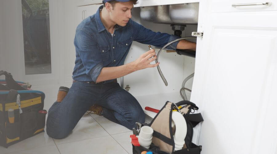 Local tankless water heater installation in Cantrall, IL